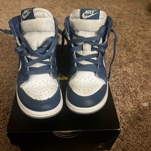 Nike Jordan 1 True Blue